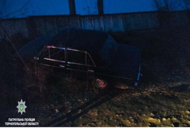 У Тернополі п&#039;яний водій  &quot;влетів&quot; у бетонну огорожу