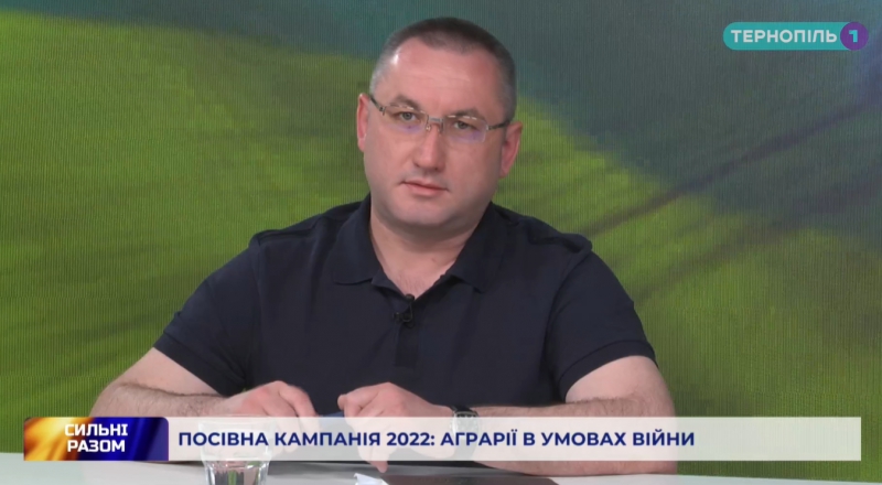 «Аби Україна цьогоріч була з хлібом, наші водії-герої доставляли засоби захисту та міндобрива із зони бойових дій», – директор компанії  «Бучачагрохлібпром»