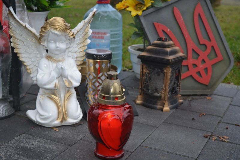 Пластуни Тернопільщини вшанували Героїв вифлеємським вогнем