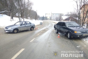 У Тернополі не розминулися три автомобілі