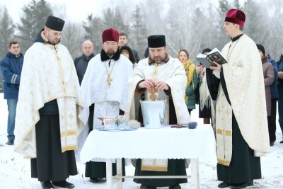 Свячена вода тече з кранів Тернополя