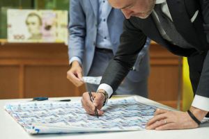 В Україні з’явиться банкнота номіналом 2 тисячі гривень: НБУ оголосив дату введення в обіг
