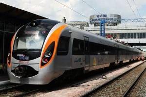 На свята з Києва до Тернополя вирушить додатковий швидкісний поїзд