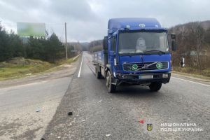 На Тернопільщині вантажівка збила пішохода