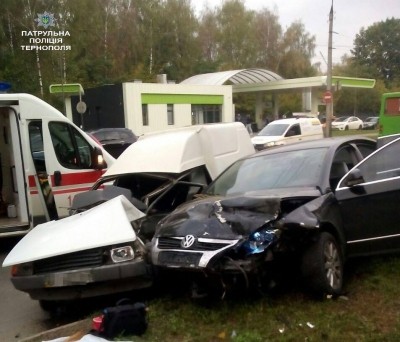 У Тернополі зранку сталося смертельне ДТП