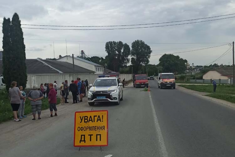 На Тернопільщині під колеса авто потрапив 13-річний велосипедист