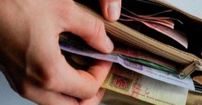 У Тернополі грабіжник вдерся до чужої оселі та пограбував господарів