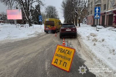 На пішохідному переході у Тернополі водій авто збив жінку