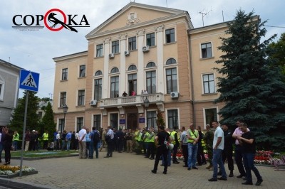 Без особливих «пригод» у Тернополі провели сесію міськради (фото)