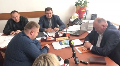 Після гучного скандалу чиновники Тернопільської ОДА знову «пошматували» дороги області, щоб уникнути прозорих тендерів (відео)