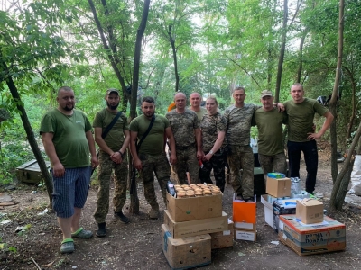 Тонни продуктів, медпрепаратів та амуніції: волонтерський штаб «Українська команда» прозвітував за ще один тиждень роботи