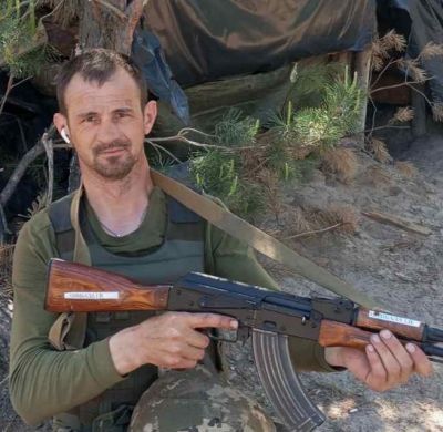 На щиті до рідного дому повертається Герой з Тернопільщини