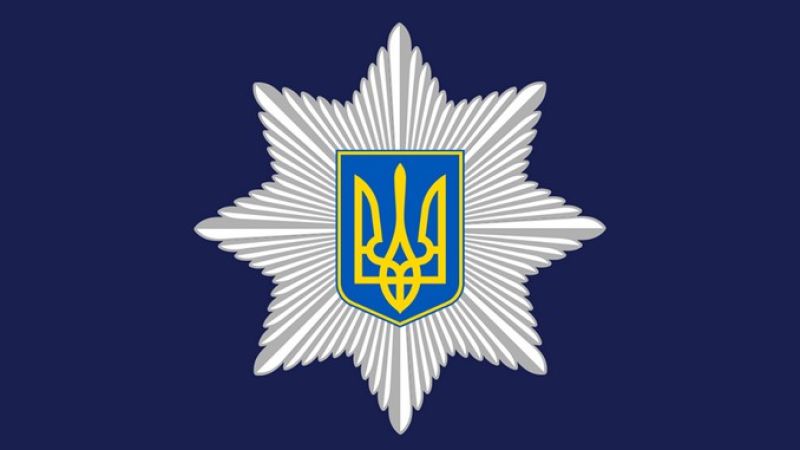 Поліцейські затримали 17-річного тернополянина, який стріляв з пістолета, їдучи в автомобілі