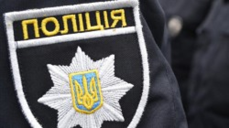 У Тернополі поліцейська врятувала чоловіка від самогубства