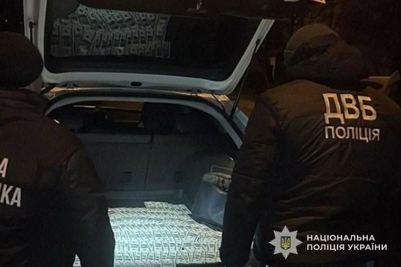 Тернополянин вимагав 16 000 доларів у військовозобов&#039;язаного за непридатність до військової служби