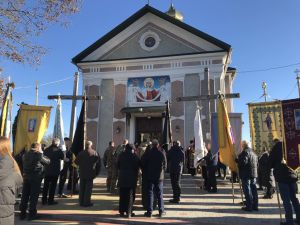 У громаді на Тернопільщині прощалися з Героєм Іваном Кузьмовичем