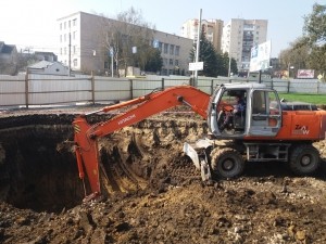 «Будівництво McDonalds на майдані Перемоги – ознака дикунства», – у Тернополі виступають проти популярного фаст-фуду