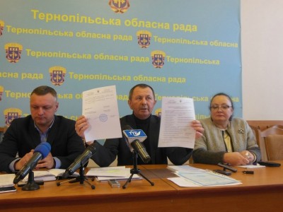 Тернопільське летовище &quot;озброїлось&quot; необхідними документами та вже може приймати літаки