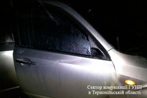 На Тернопільщині водій збив двох людей. Жінка не вижила