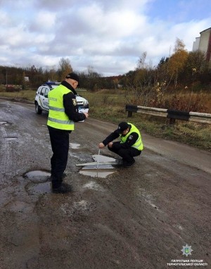 На Тернопільщині перевіряють стан автомобільних доріг