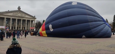 Над Тернополем літали гігантські повітряні кулі (відео)