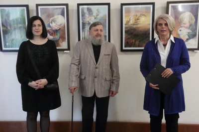 «Це наша відповідь ворогу»: у Тернополі відкрили виставку картин воїна та ілюстраторки (фоторепортаж)
