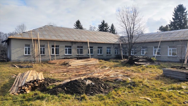Навчально-виховний комплекс на Шумщині отримає новий сучасний дах за майже 2,4 млн грн, – Ігор Василів