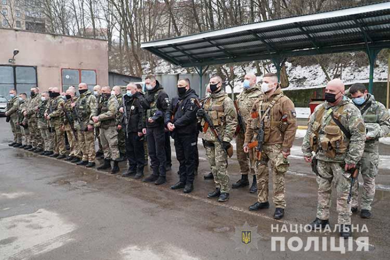 У зону ООС відбув зведений загін тернопільських поліцейських