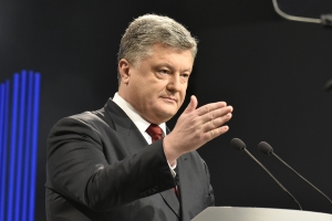 Порошенко лишився чи не єдиним, хто лобіює інтереси України у світі, – Голобуцький