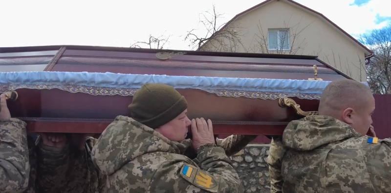 На Збаражчині провели в останню дорогу Героя Олега Волошина (відео)