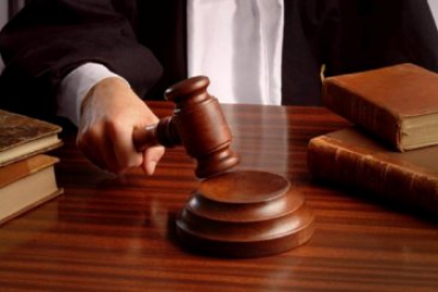 У Тернополі 19-річний студент, якого підозрюють у “закладках” 71 пакета наркотиків, перебуватиме під вартою