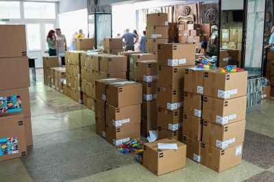 Школи Тернопільщини отримають набори LEGO