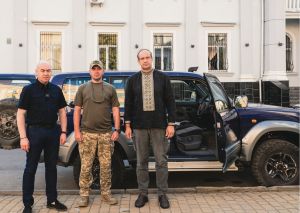 Новий позашляховик для захисників 105-ї бригади: Сергій Надал