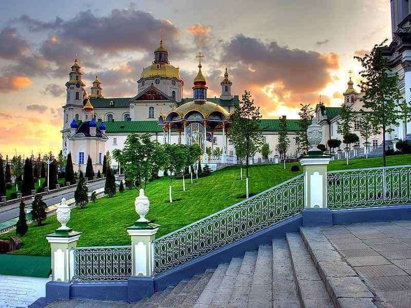 Тернопільщина проти “русского міра”: черговий раунд боротьби з церковною пропагандою