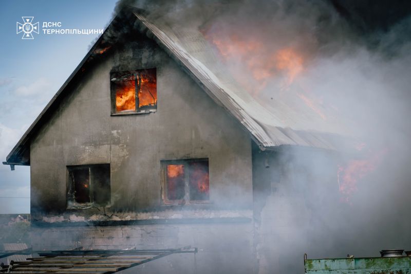 У селі неподалік Тернополя горів житловий будинок