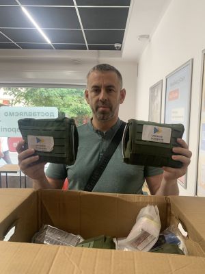 Волонтерський штаб «Українська команда» передав тактичні аптечки бійцям на Запорізький і Херсонський напрямки