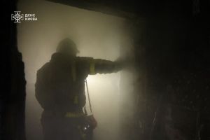 Близько 1000 рятувальників ліквідовують наслідки нічної масованої атаки на Україну