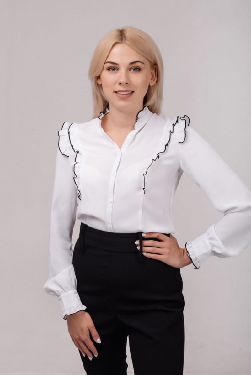 Я, Проскурякова Дар’я Михайлівна, очолюю список кандидатів в Тернопільську обласну раду від партії «Опозиційна платформа за життя»