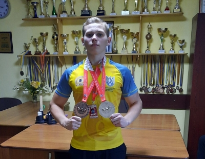 Спортсмен з Тернопільщини виборов дві медалі на Чемпіонаті Світу з армреслінгу