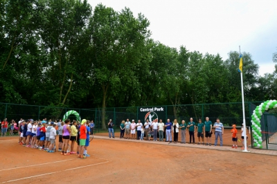 У Тернополі відкрили тенісні корти під відкритим небом