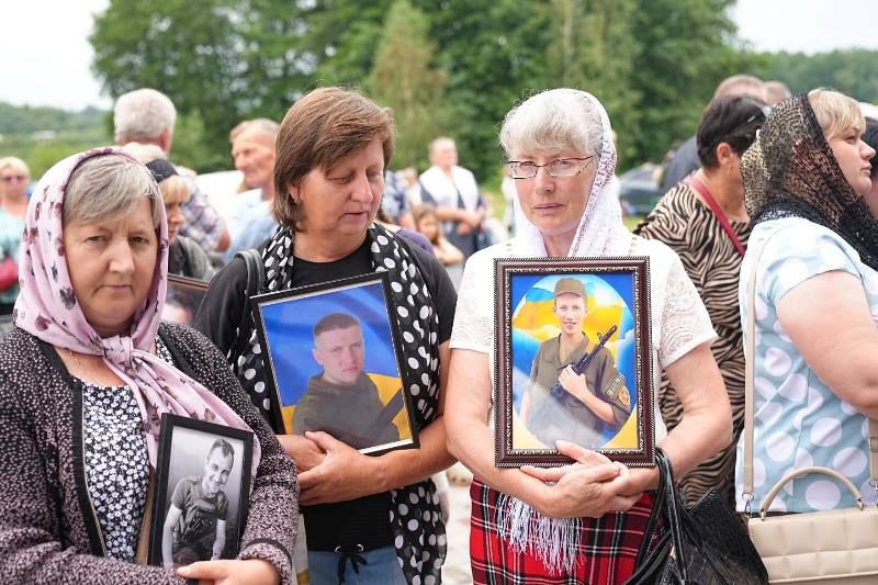 На Кременеччині відбулася Всеукраїнська проща родин загиблих Героїв (фото)