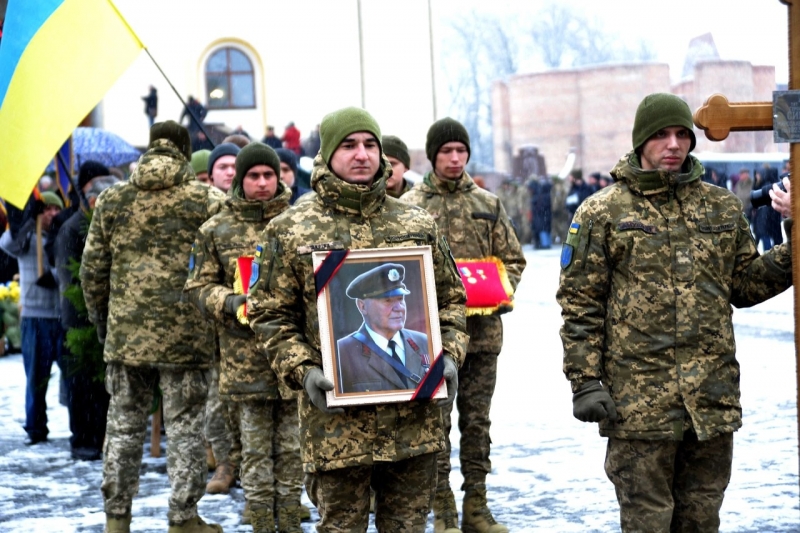 Голова Тернопільської облради взяв участь у похоронній процесії Героя Мирослава Симчича