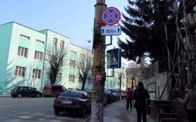 Топ - 5 місць у Тернополі, де водії найчастіше порушують правила паркування