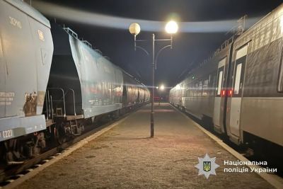 На Тернопільщині вантажний потяг переїхав чоловіка