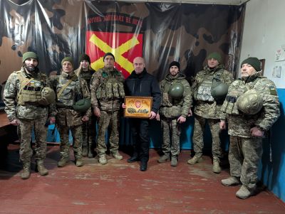 Сергій Надал на фронті передав обладнання для кількох підрозділів