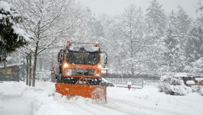 Вночі у Тернополі працювала снігоочисна техніка