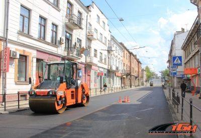 У центрі Тернополя відремонтували дорогу