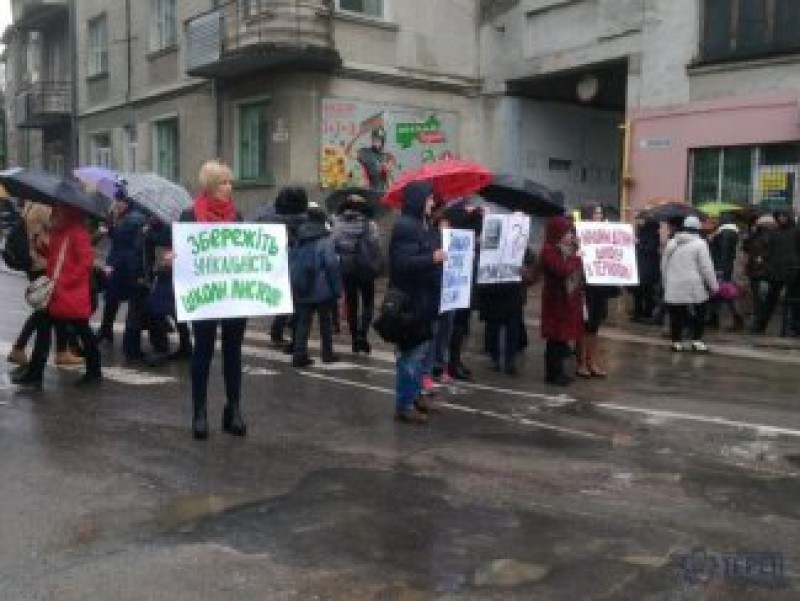 У Тернополі продовжать розгляд справи щодо законності призначення директора експериментальної школи мистецтв
