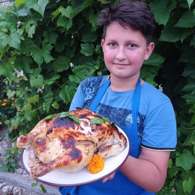 12-річний житель Тернопільщини підкорив мережу кулінарним талантом (фото)