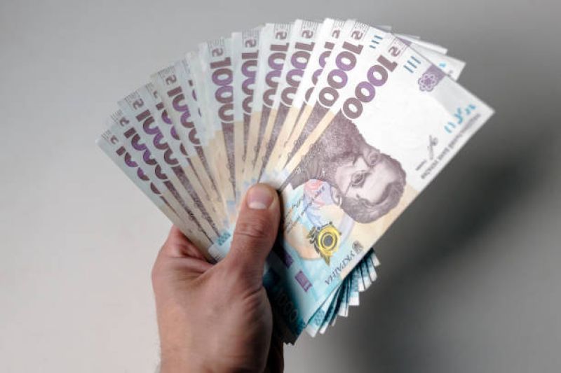 Платники Тернопільщини підтримують соціальну сферу: забезпечено майже 2,7 мільярди гривень єдиного внеску